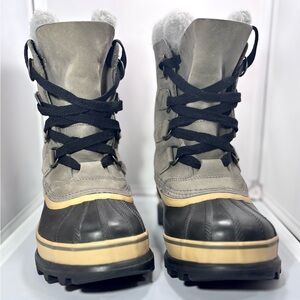 Sorel Caribou Women’s Waterproof Boots size 7
